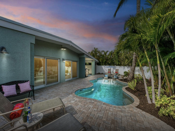 Anna Maria Island Vacation Rentals - Florida Gulf Coast Beach Homes with Pool